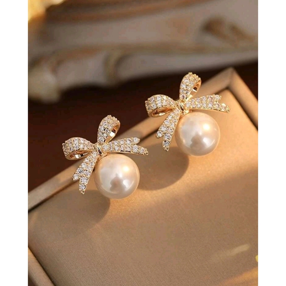 Anthropologie Kari Pearl and Bow Gold Rhinestone Classy Earrings